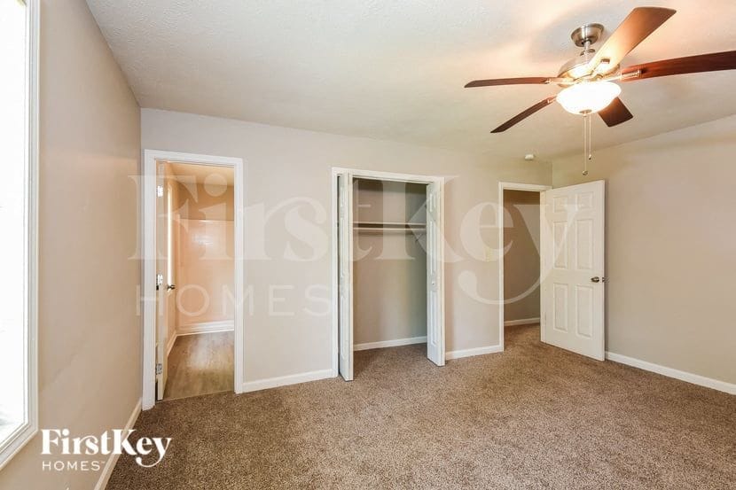 Building Photo - 1781 Silver Leaf Ct SW