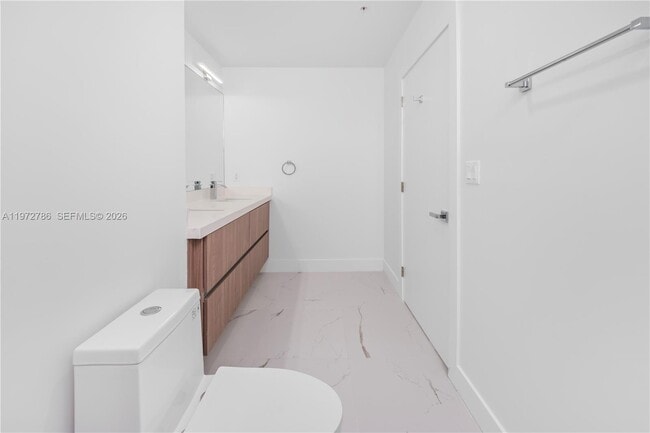 Building Photo - 32 NW 14th Ave