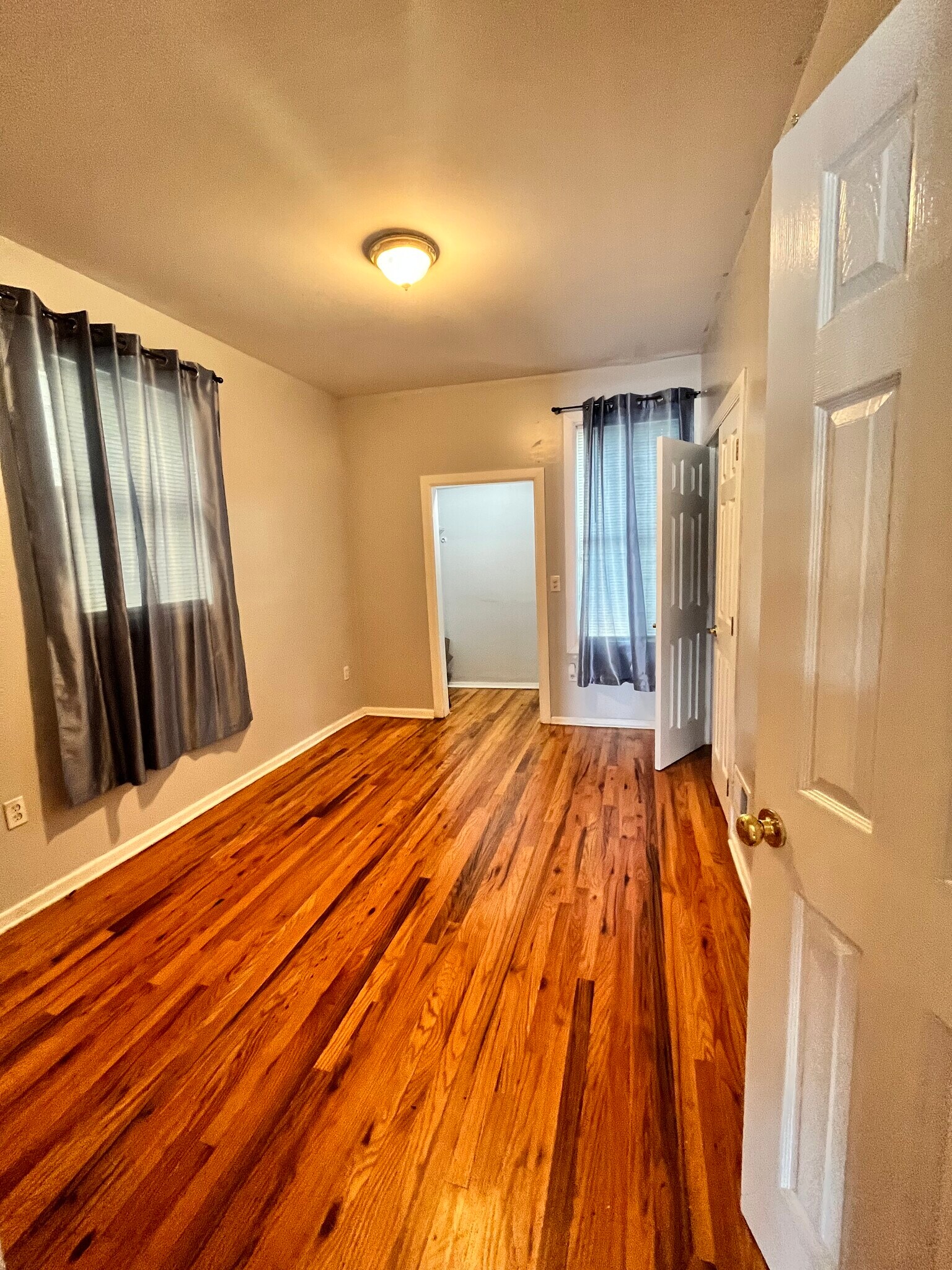 Building Photo - 50 Gates Ave