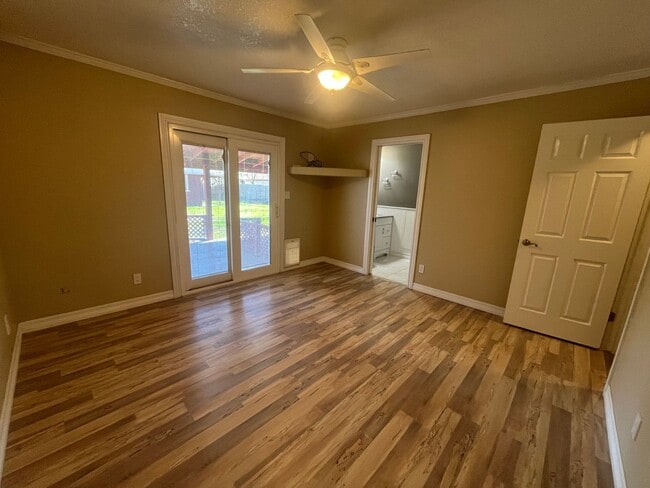 Building Photo - Spacious 4bed 2bath home in Elverta!