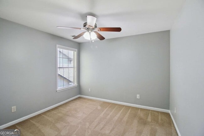 Building Photo - 2011 Chelton Way SE