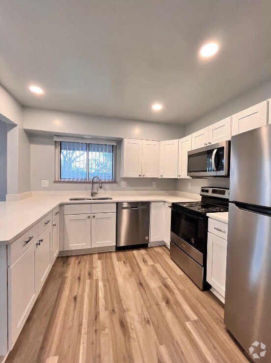 Building Photo - Wyndham Hill Apartments
