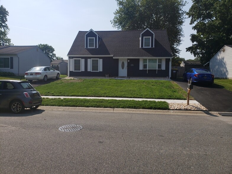 Building Photo - 106 Medley Dr