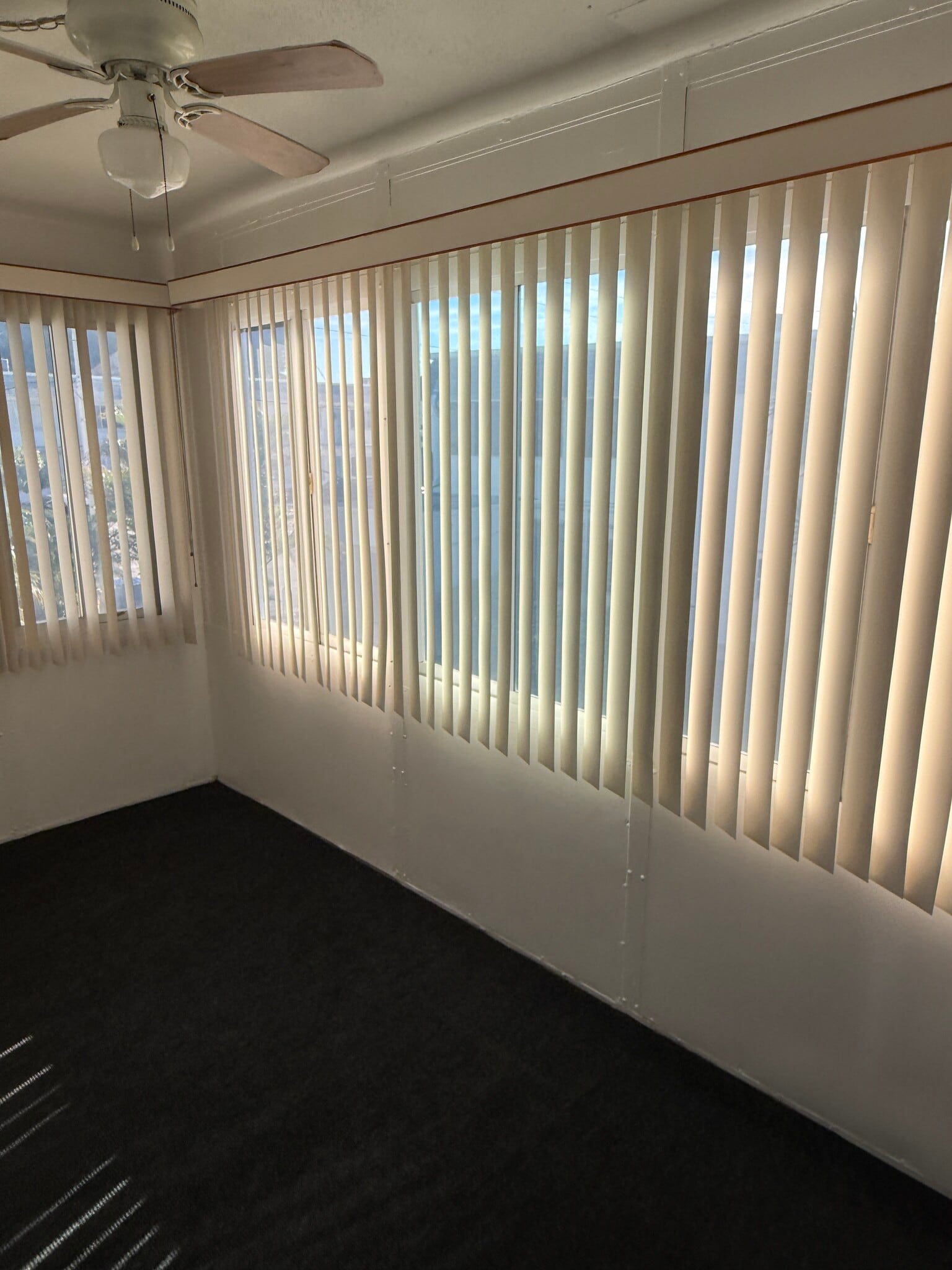 Florida Room - 2960 Lake Osborne Dr