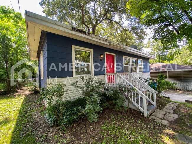 Building Photo - Home for rent in Midfield!