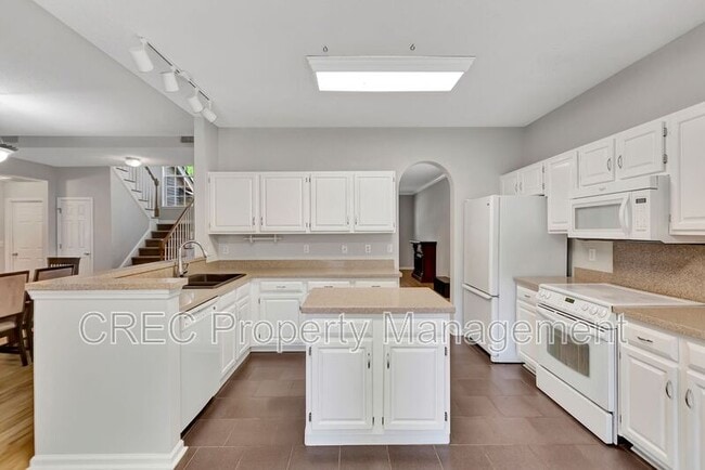 Building Photo - 3282 Heathland Way