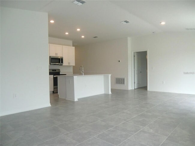Building Photo - 172 Inman Blvd
