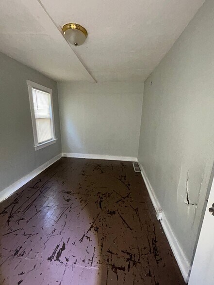 Building Photo - 6342 Lena Ave