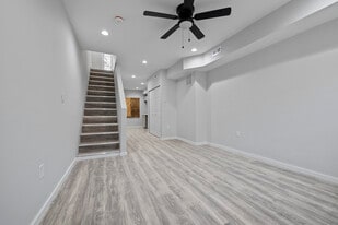 Building Photo - 414 Furrow St