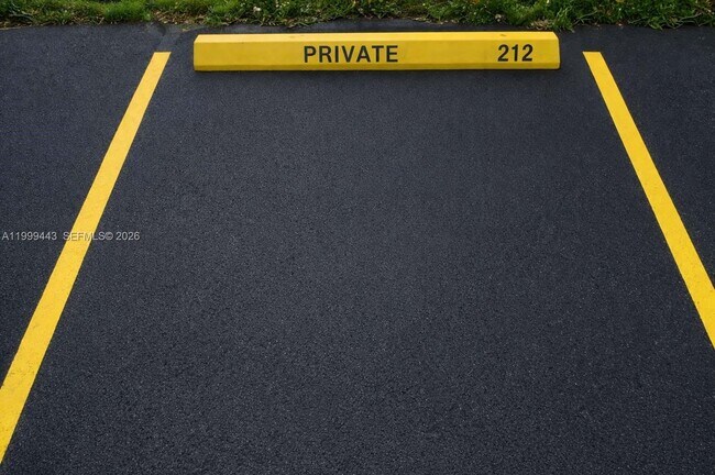 Building Photo - 6780 W 2nd Ct