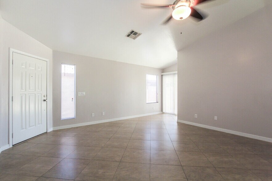 Building Photo - 19246 N 31st St