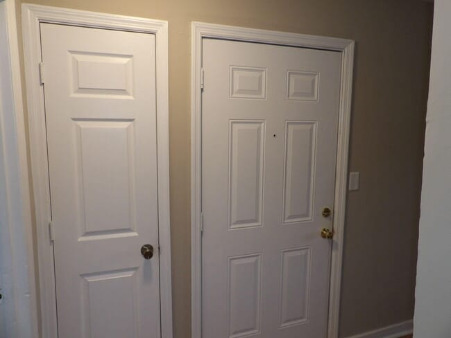 Building Photo - 35 Ashwood Ct