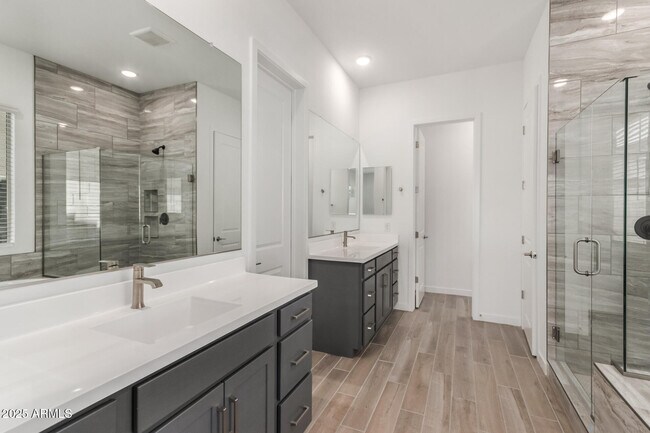 Building Photo - 44713 N 44th Dr