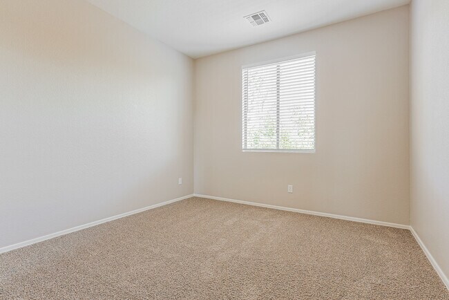 Building Photo - 3683 E Stampede Dr