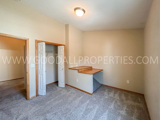 Building Photo - Special 1/2 Off 1st Month Rent if lease si...