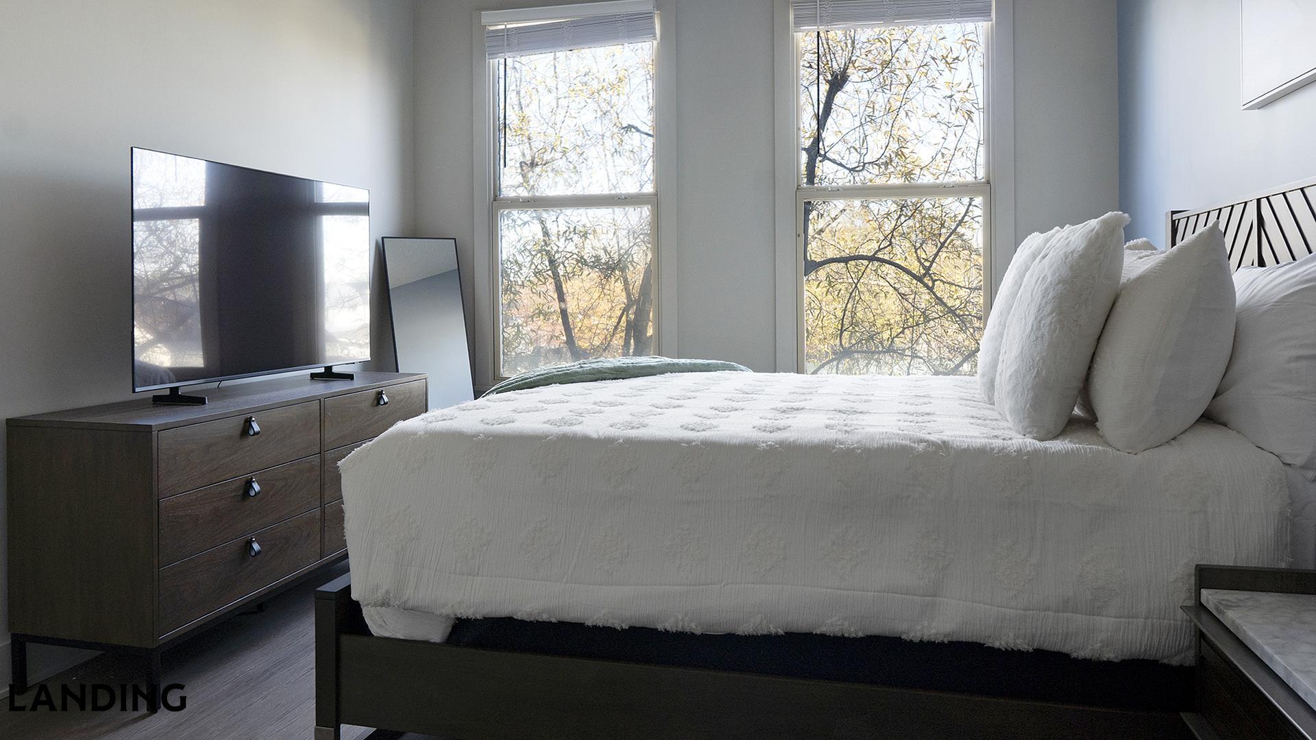 Building Photo - 49 Boulevard SE