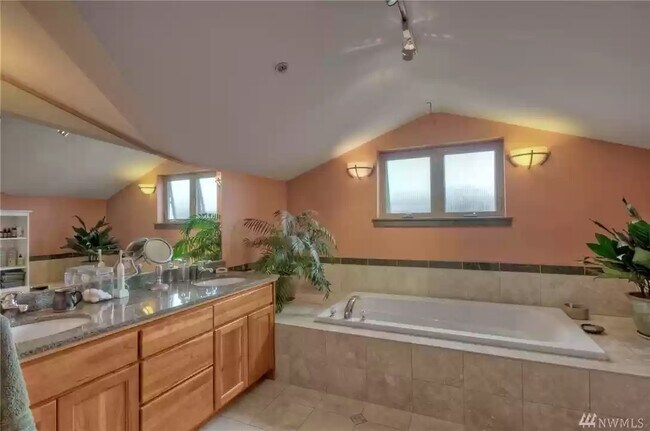 Building Photo - 2637 NW 56th St