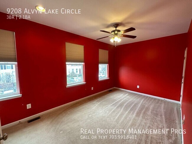 Building Photo - 9208 Alvyn Lake Cir