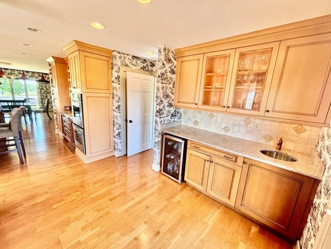 Building Photo - Escape to Luxury: Your Private Oasis on a ...