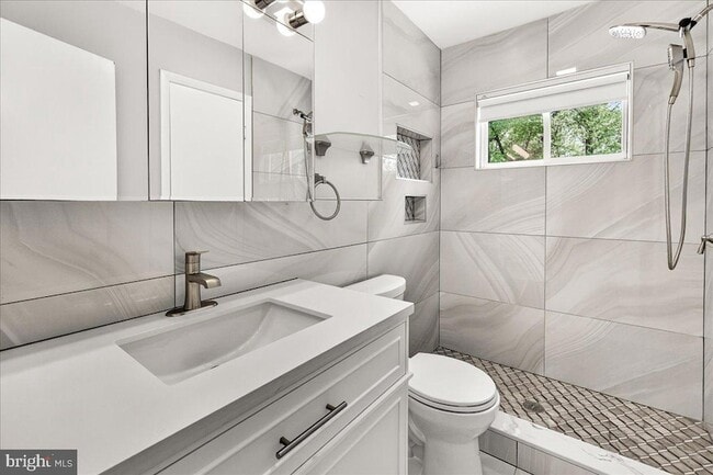 Building Photo - 11905 Hunters Ln