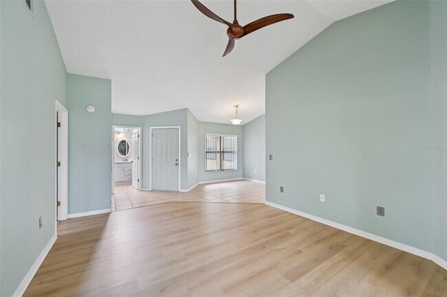 Building Photo - 227 Southampton Dr