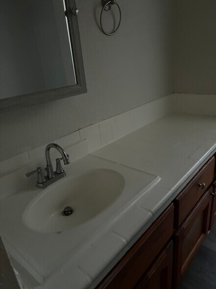 Building Photo - 4417 Avalon Blvd