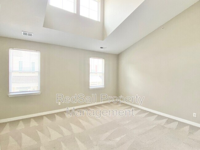 Building Photo - 1008 Celia Ct