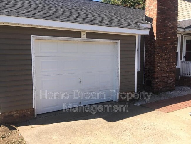 Building Photo - 11804 Kennedy Ln