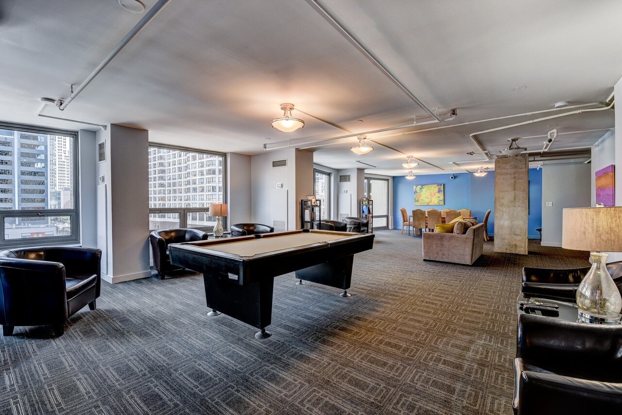 Building Photo - 440 N Wabash Ave