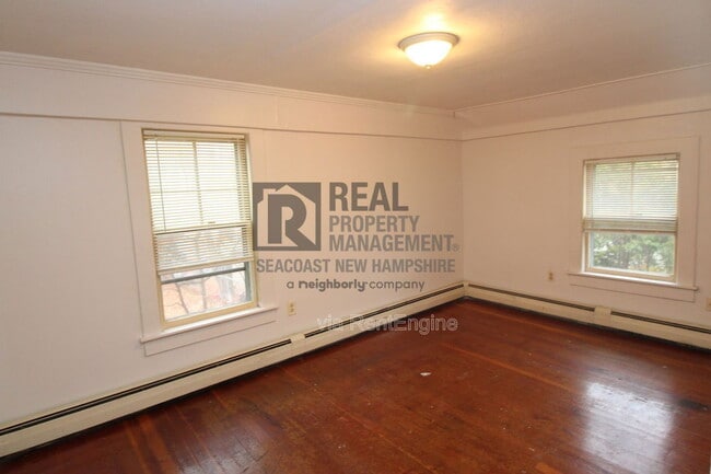 Building Photo - 6 Smith Ct