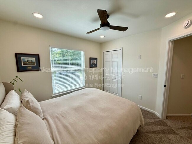 Building Photo - 349 Melissa Ray Dr