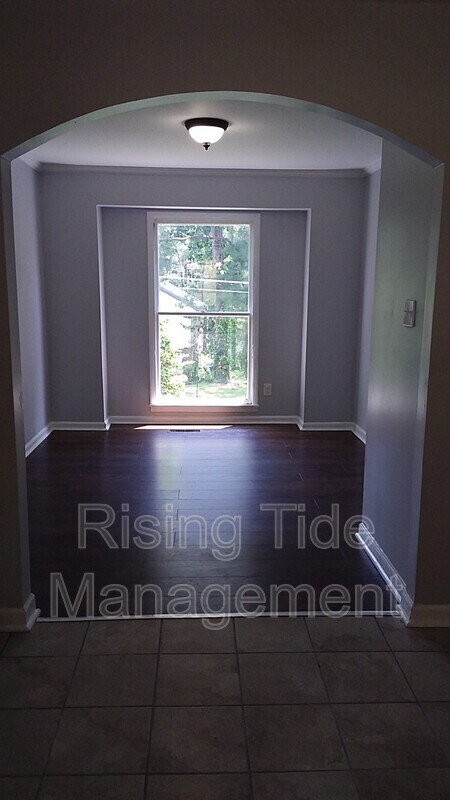 Building Photo - 1784 Napier Dr