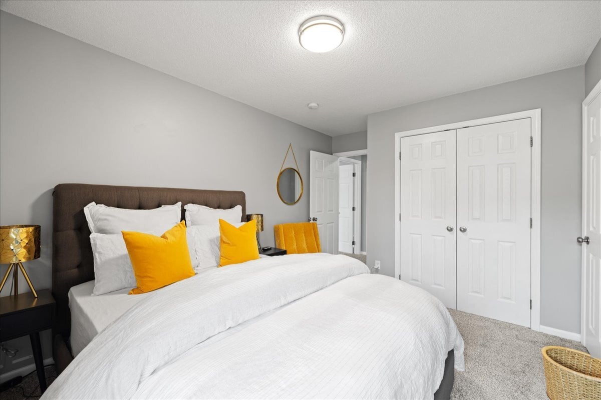Jack n jill Bedroom 2 - 8004 W 146th St