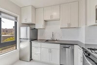 Building Photo - 80 Terra Vista Ave