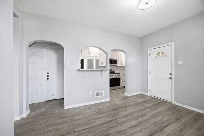 Building Photo - Three-Bedroom Home for Rent in Duquesne