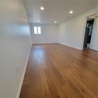 Building Photo - 47 Crimson Bramble Rd