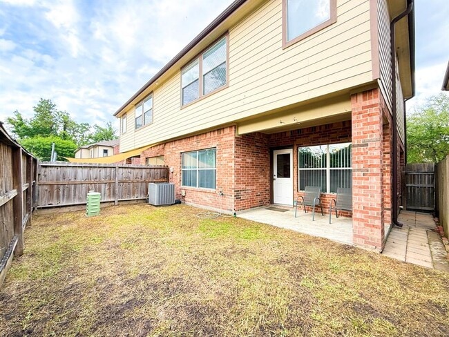 Building Photo - 5227 Brinkman Ct