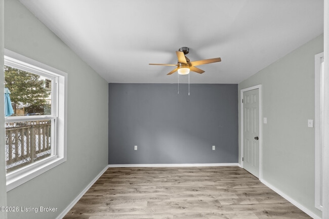 Building Photo - 1710 Pershing Ave