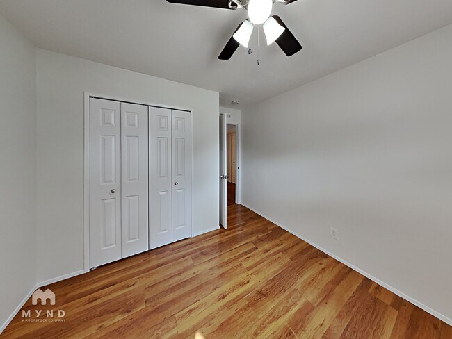 Building Photo - 551 Oldbridge Dr