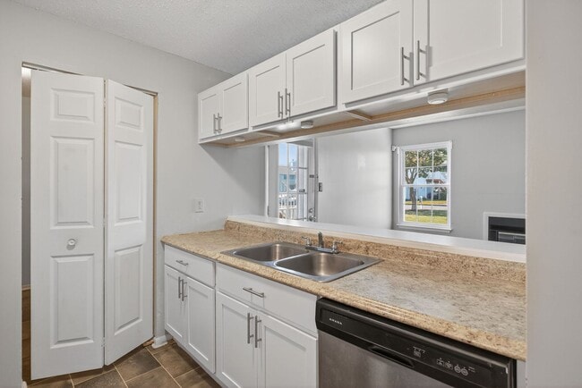 Building Photo - Call Sabrina Thomas Office at 757-767-0767...