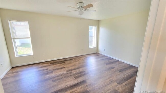 Building Photo - 3873 SW La Fleur St