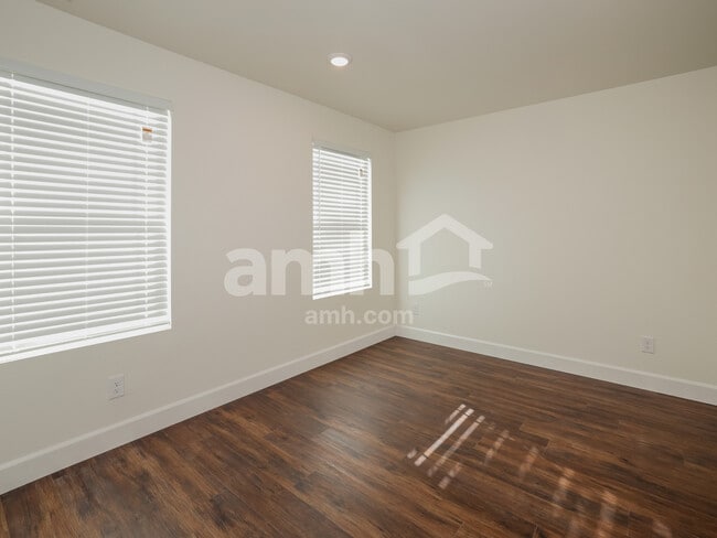 Building Photo - 6565 Enlightenment Dr