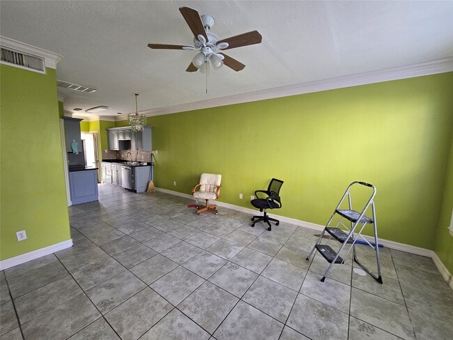 Building Photo - 11045 Landswalk Dr