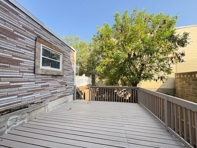 Unit 1 - 604 Palisade Ave