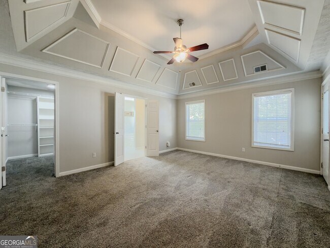 Building Photo - 593 Red Tip Ln