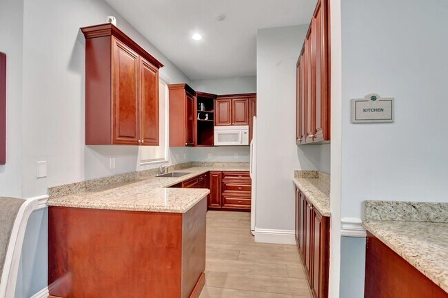 Building Photo - 11723 Water Bend Ct