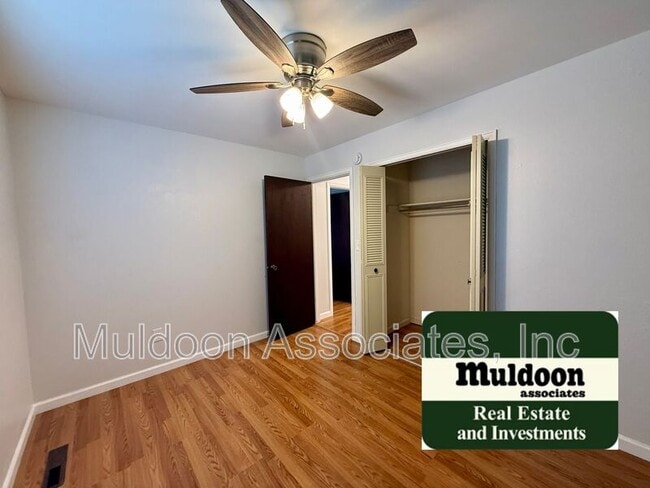 Building Photo - 2930 Cortina Dr