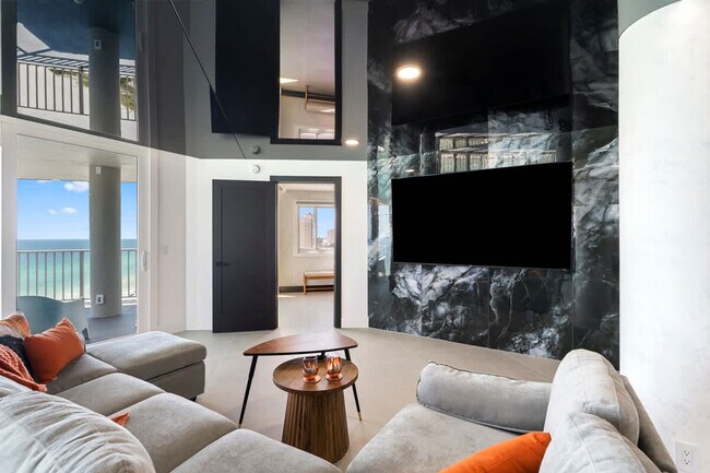 Building Photo - 8743 Thomas Dr