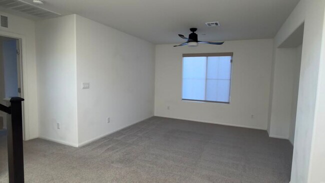 Building Photo - 10610 Sariah Skye Ave