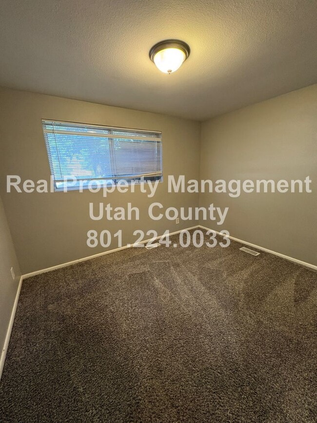Building Photo - 1474 N 375 W